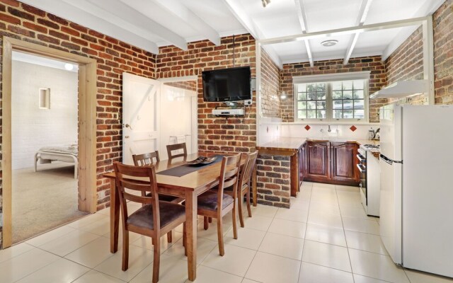 Greenvale Holiday Units