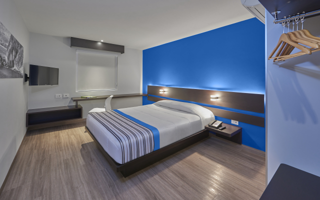 City Express Junior by Marriott Merida Altabrisa