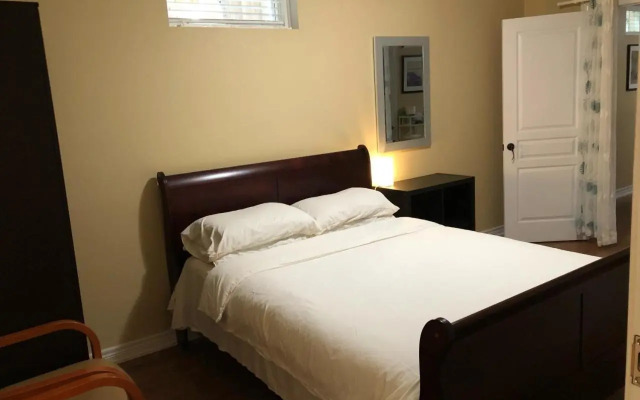 Spacious 2 Bedroom guest suite