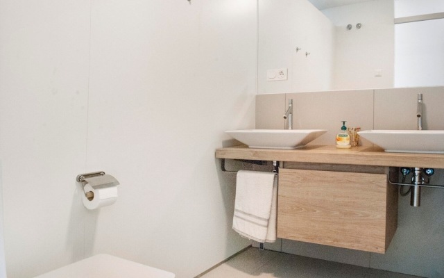 Magical Apartment in Reserva del Higueron Ref 121