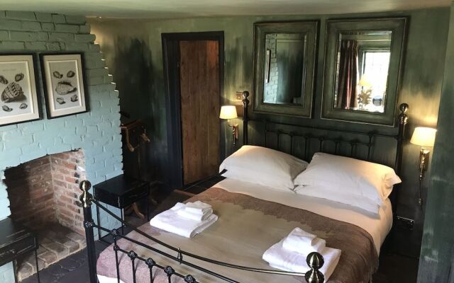 The Red Lion Stodmarsh