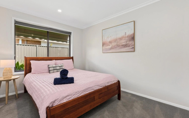 Tidal Waves on Lowe - Spacious and Pet Friendly!