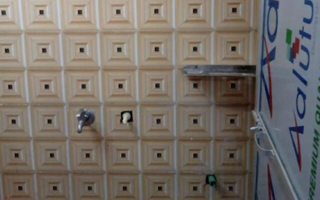 Raahi Palace By WB Inn, Kanpur