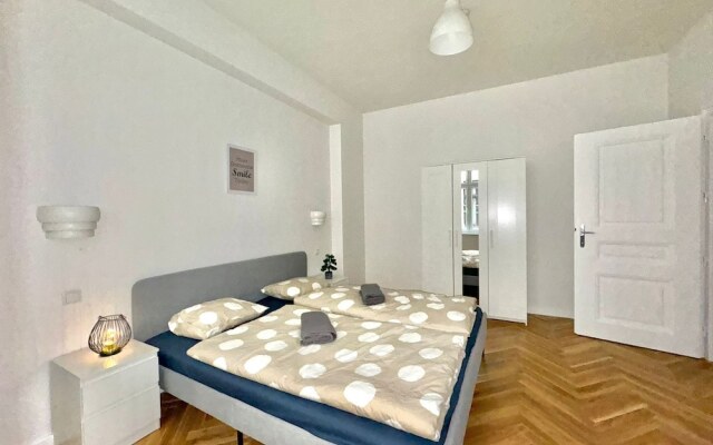 Rembrandt street Family Apartment