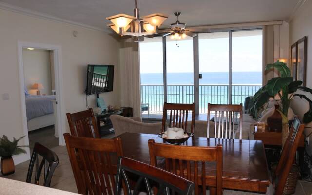 Emerald Dolphin by Surfside VR