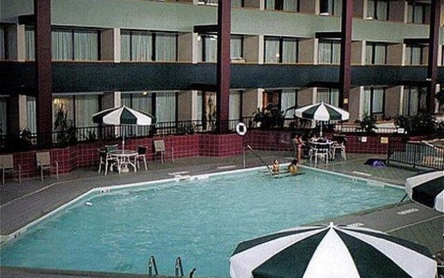 Fern Valley Hotel & Conference Center