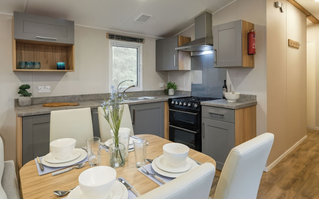 Marton Mere Holiday Village - Holiday Accommodation 17890