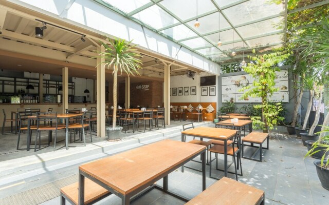 Oyo 2510 Selasar Senggigi Guesthouse