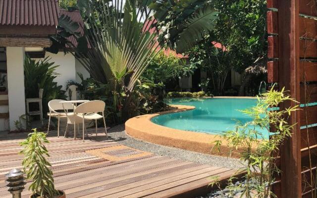 Cherinicole Beach Resort