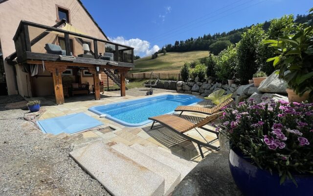 Traumhaftes Schwarzwaldhaus mit Swimmingpool