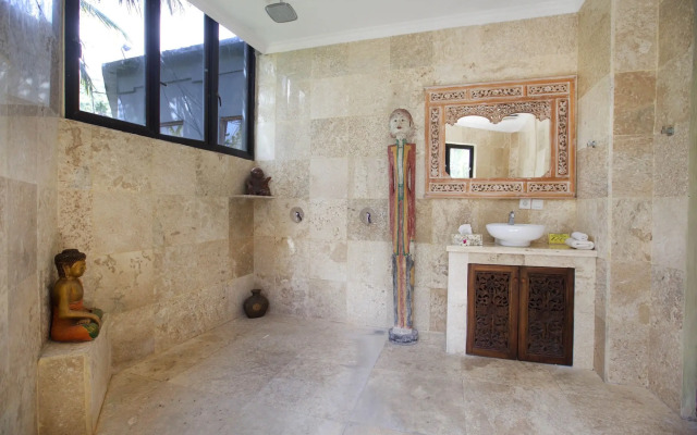 Bayshore Villas Candi Dasa