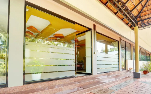 OYO Flagship 75052 Kuku Residency