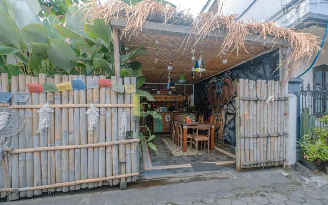 Happy Buddha Hostel