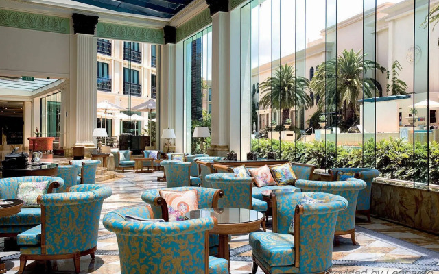 Imperial Hotel Gold Coast