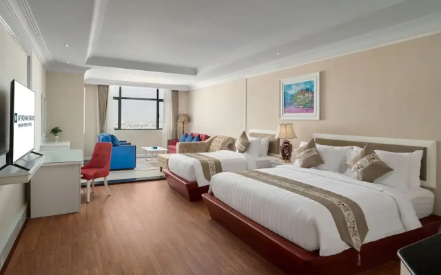 Wyndham Grand Phnom Penh Capital