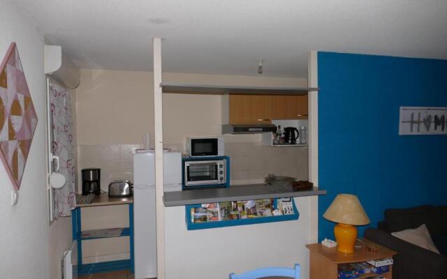 Carcassonne T3 résidentiel rez de jardin piscine, wifi, tennis, fitness