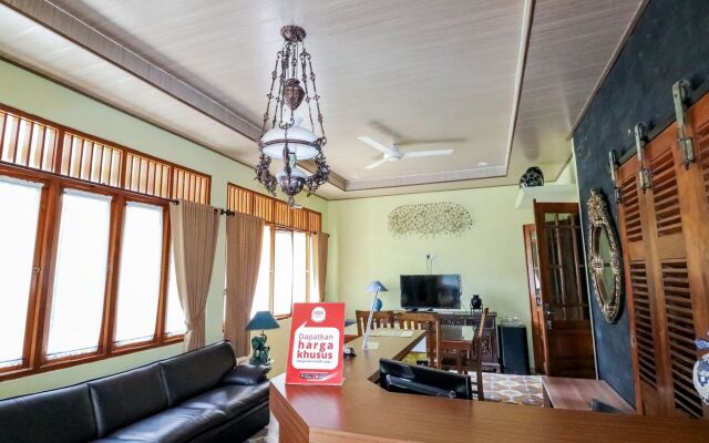 Embe Joglo Homestay