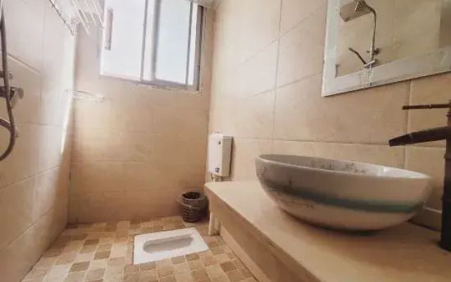 Qingfeng Xiaozhu Homestay (Zhangjiajie Wulingyuan Mark Store)