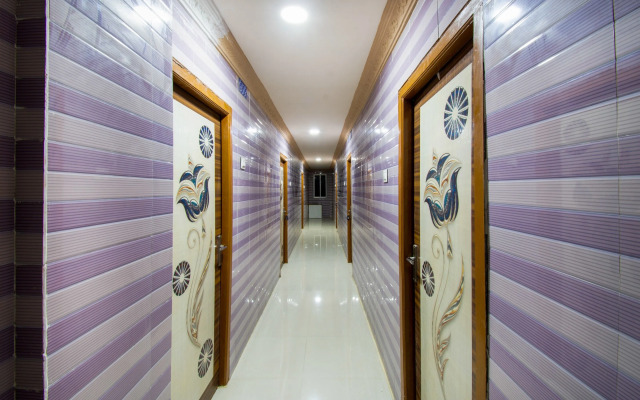 Hotel Y2 Grand