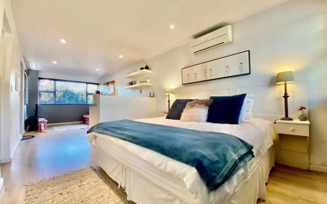 Cape Nelson Guest House