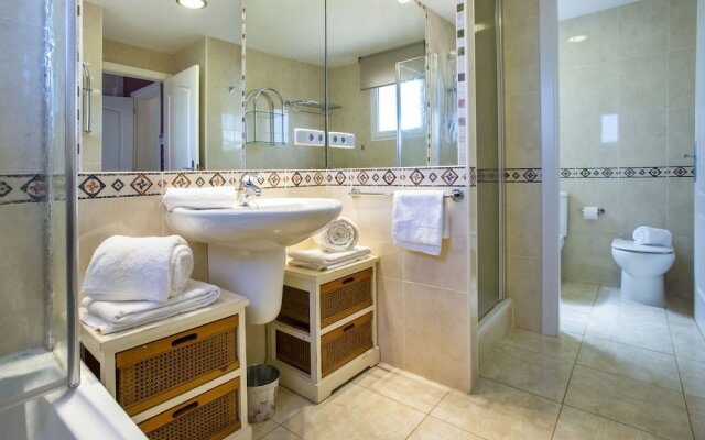 Luxury Villa With Private Swimming Pool in Moraira