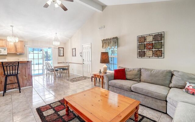 Seashell Memories 2 Bedroom Home by RedAwning