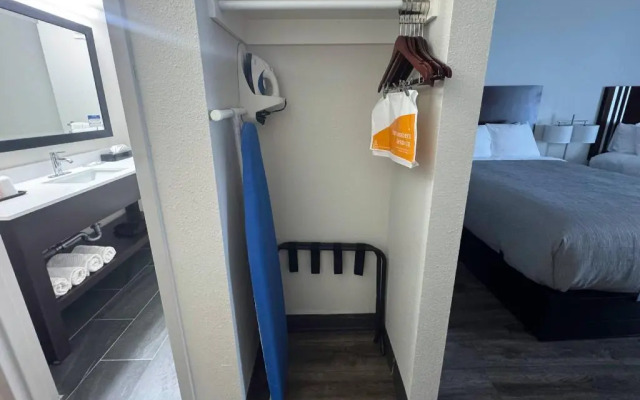 Super 8 By Wyndham Chattanooga/Hamilton Place