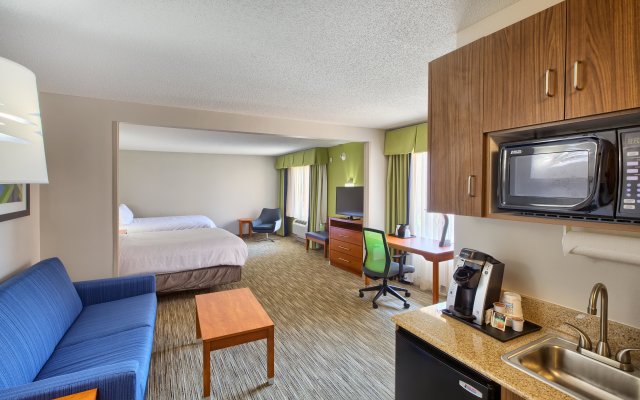 Holiday Inn Express & Suites Raleigh North - Wake Forest by IHG