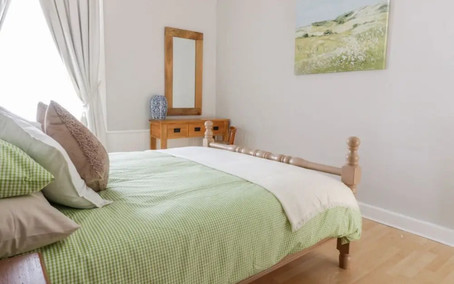 East Beach Apartment