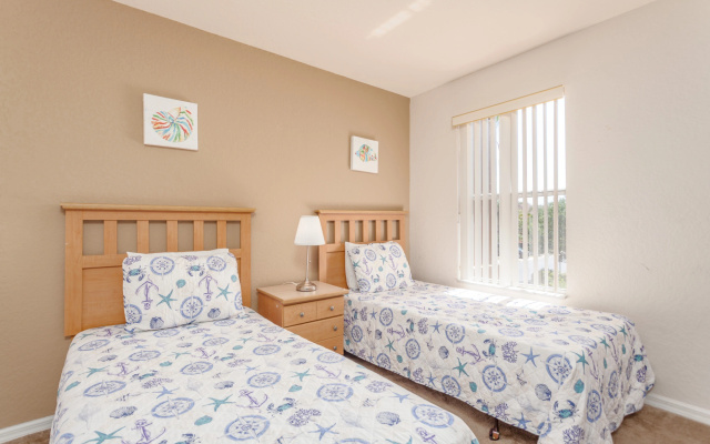 Regal Palms-RU1067