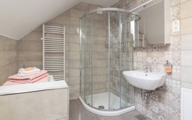 Fine Stay Apartments