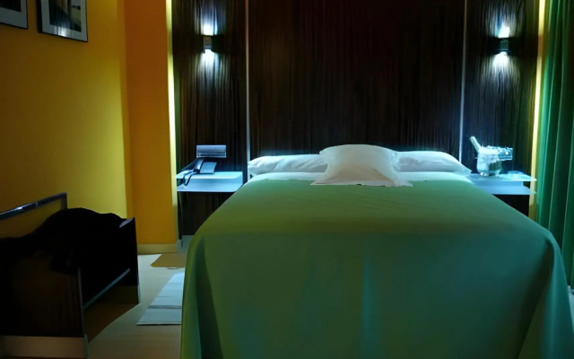 Hotel Gran Via