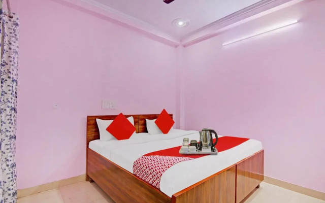 OYO Flagship 70288 Rk Home Stay