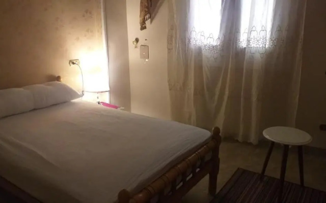 Pyramid Giza City Inn