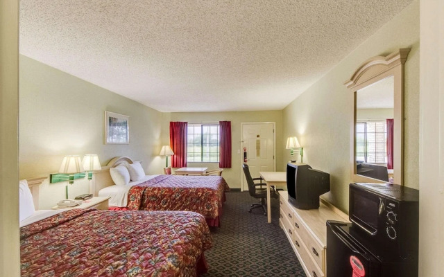 Econo Lodge Falfurrias