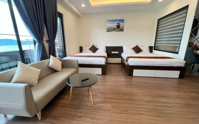 Stunning Ocean View Apartment in FLC Sea Tower