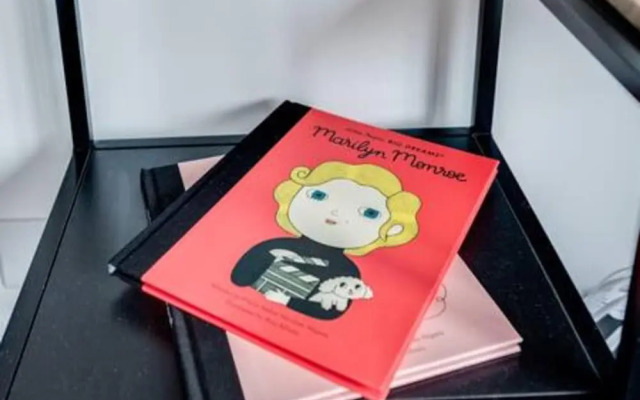 Stylish 4-br House With 3 Ensuite Free Parking