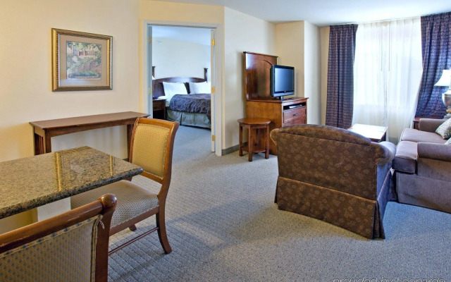 Staybridge Suites Albuquerque - Airport by IHG