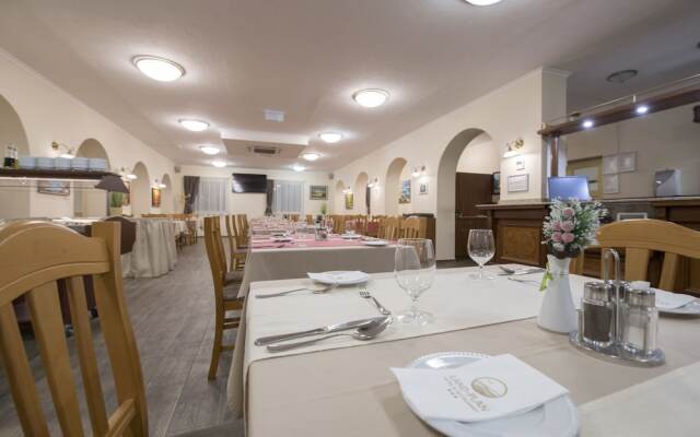 Land Plan Hotel And Restaurant