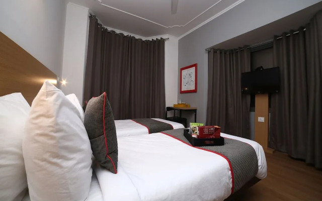 OYO Townhouse 062 Cyber City