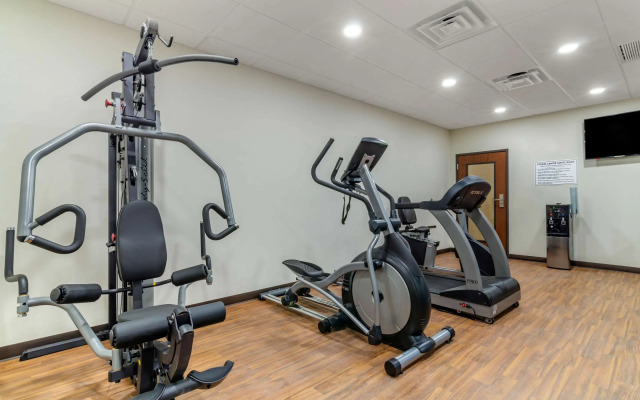 Comfort Inn & Suites Salina North