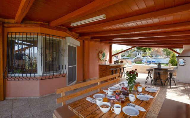Nautilus Villa with private pool