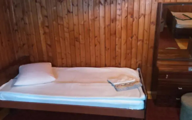 Vana Tall Guesthouse