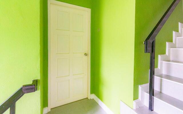 RedDoorz @ DJ Guesthouse Hua Hin 23