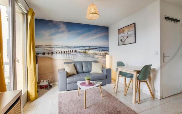 Cosy flat at 100m from the beach and parking
