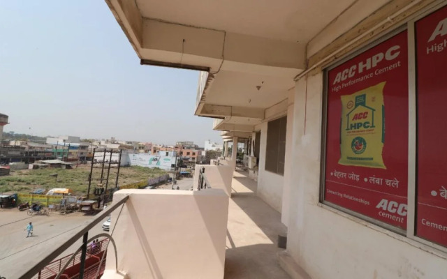 Sai Yatri Niwas By OYO Rooms