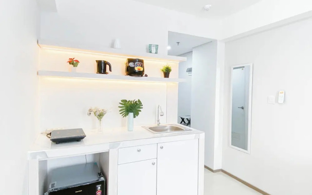 Warm Neutral Studio Room At Meikarta Apartment