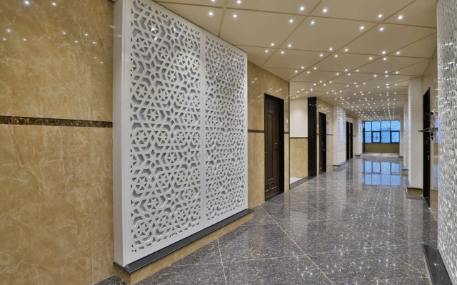 OYO 30559 Center Point