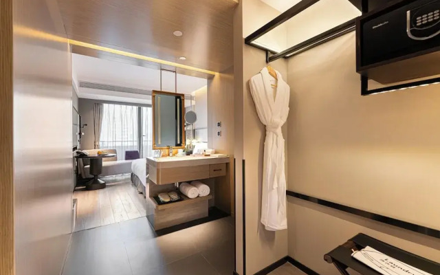 Ethos Hotel Wuhan Riverside