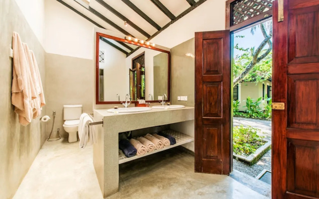 Apa Villa Thalpe